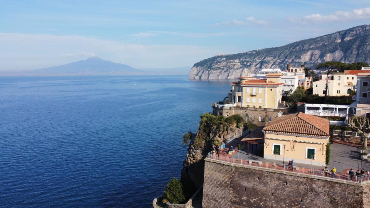 Bed and Breakfast Sorrenthouse Sant'Agnello Exterior foto